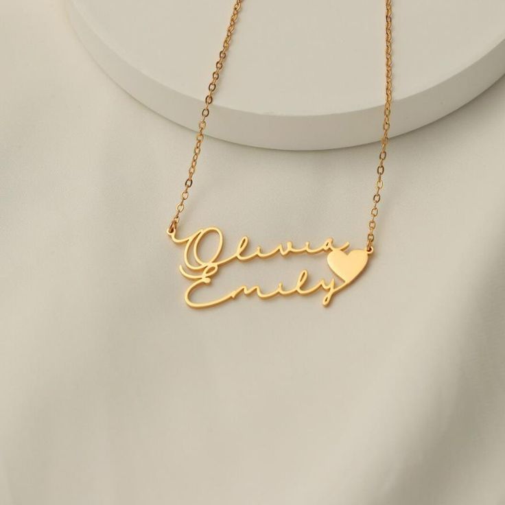 Personalized Signature Style Couple Heart Name Necklace